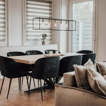 Jama - Modern&bright, Terrasse, Freies Parken, Wlan, Große Gruppen #1 Apartment Würzburg