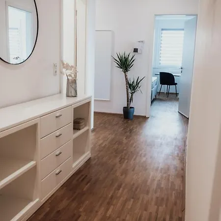 Jama - Modern&bright, Terrasse, Freies Parken, Wlan, Große Gruppen #1