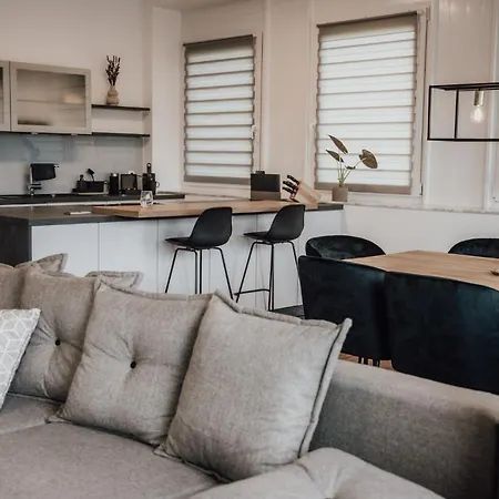 Apartment Jama - Modern&bright, Terrasse, Freies Parken, Wlan, Große Gruppen #1 *