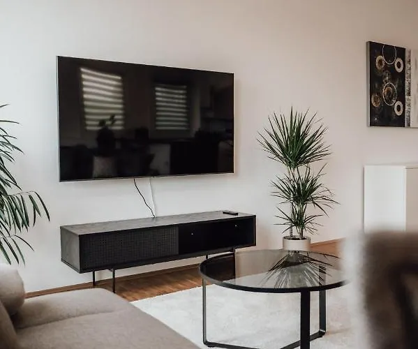 Apartment Jama - Modern&bright, Terrasse, Freies Parken, Wlan, Große Gruppen #1 *